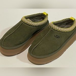 UGG TAZZ (Burnt Olive)
